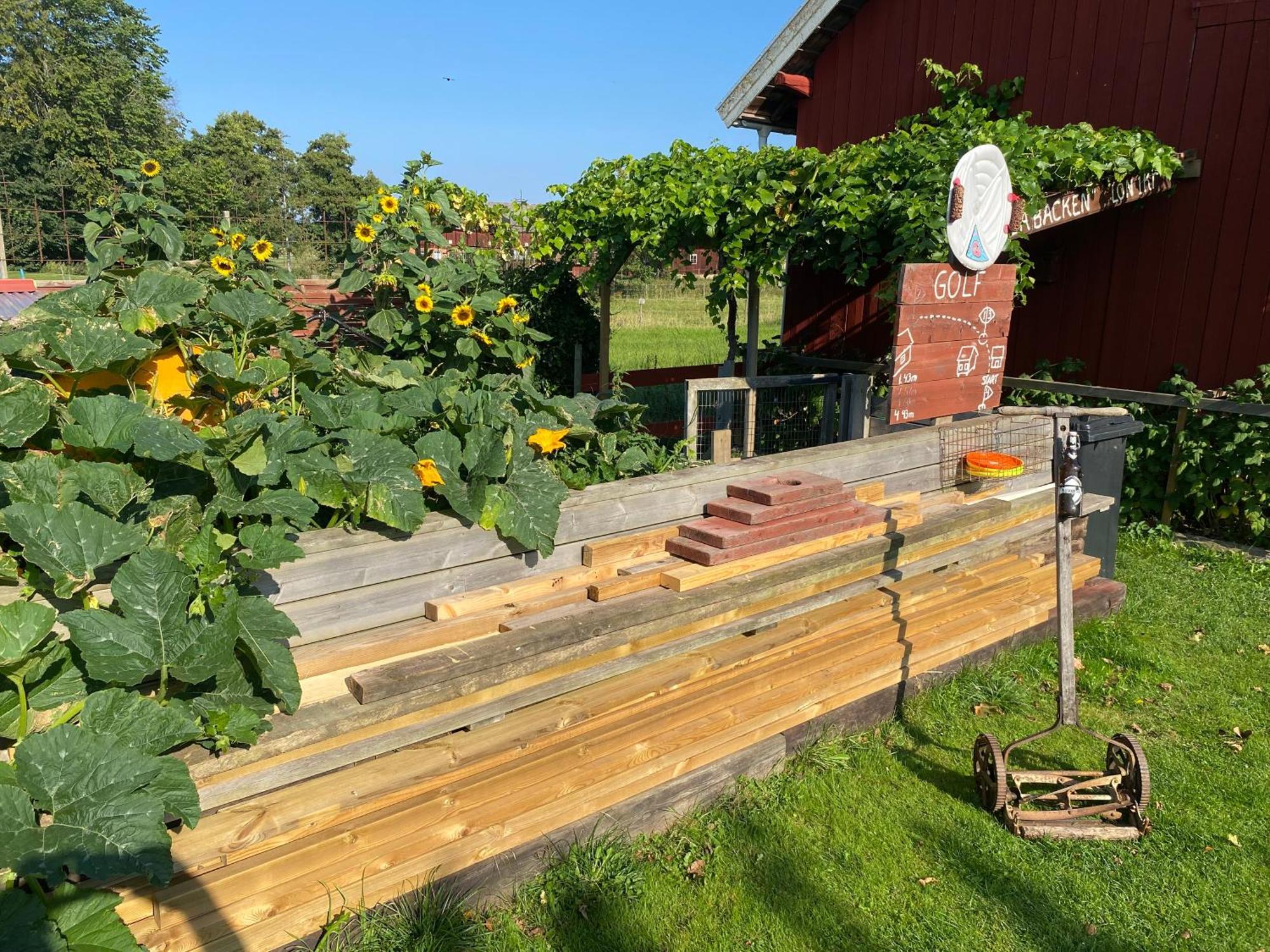 Aeventyrsgardens Vandrarhem, Kinnekulle Kallby ภายนอก รูปภาพ