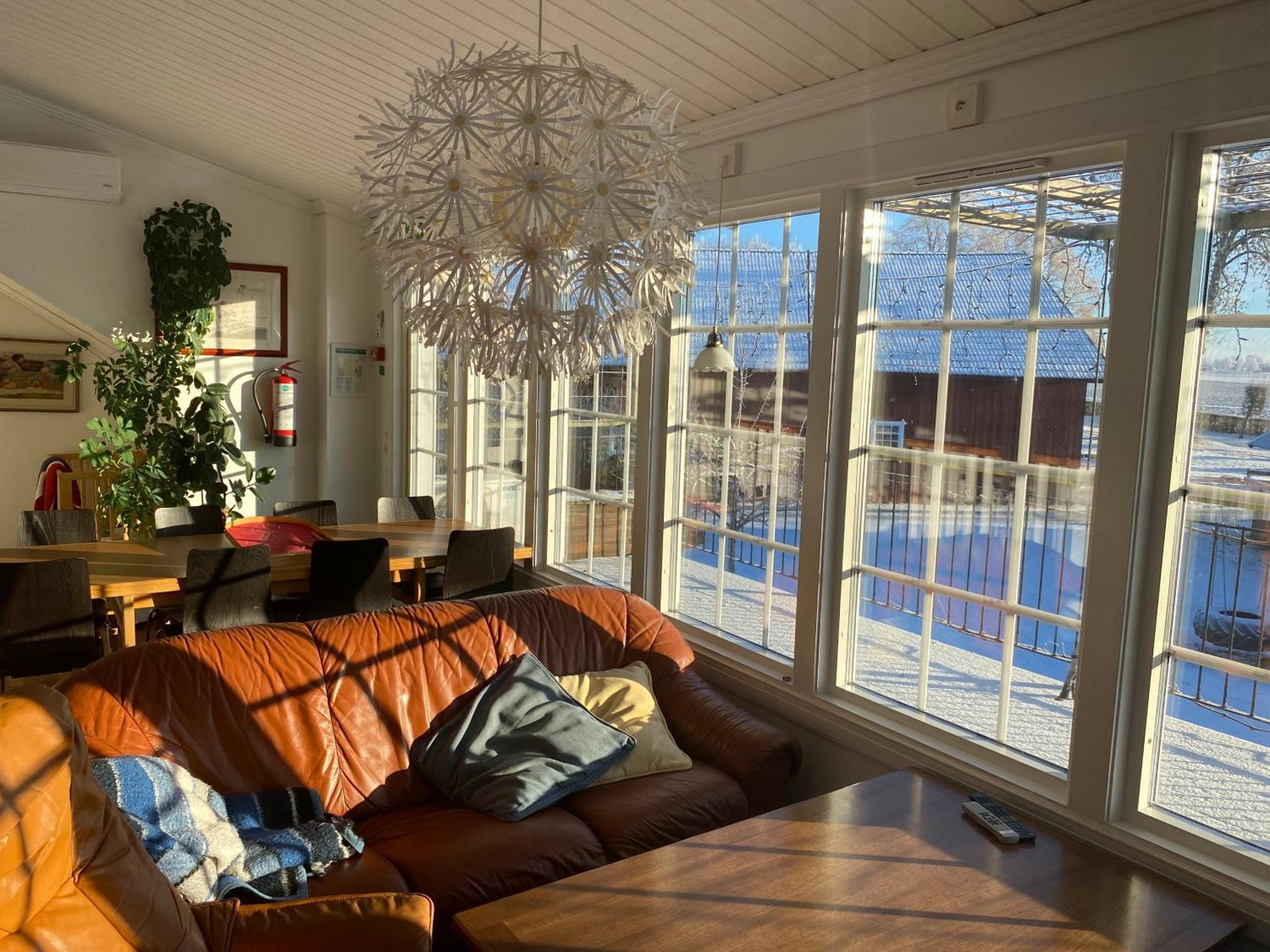 Aeventyrsgardens Vandrarhem, Kinnekulle Kallby ภายนอก รูปภาพ