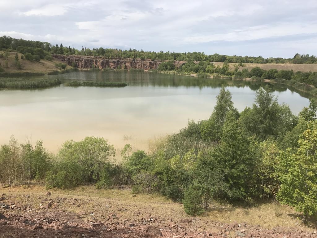 Aeventyrsgardens Vandrarhem, Kinnekulle Kallby ภายนอก รูปภาพ